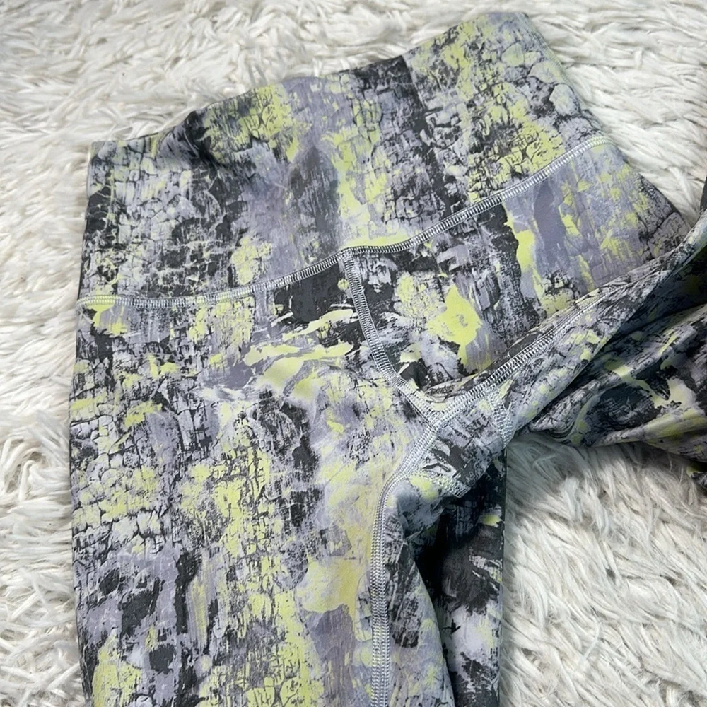 Lululemon Wunder Train High-Rise Tight 25